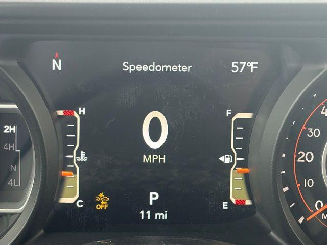 2026 Jeep Gladiator GLADIATOR SAHARA 4X4