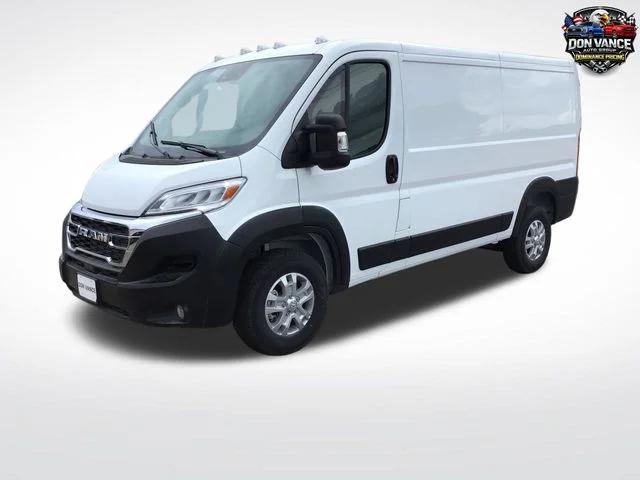 2026 RAM ProMaster 1500 RAM PROMASTER 1500 SLT CARGO VAN LOW ROOF 136 WB