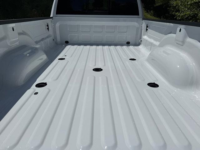 2026 Ram 2500 Tradesman Crew Cab 4x4 8' Box