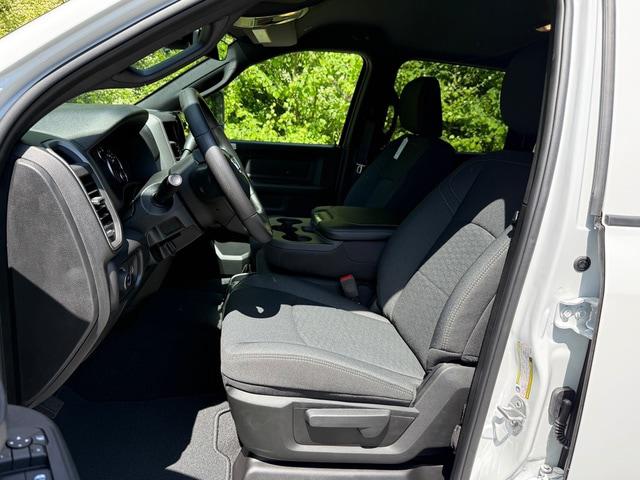 2026 Ram 2500 Tradesman Crew Cab 4x4 8' Box