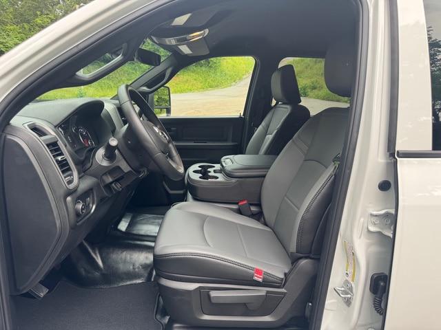 2026 Ram 2500 Tradesman Crew Cab 4x4 8' Box