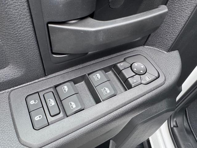 2026 Ram 2500 Tradesman Crew Cab 4x4 8' Box