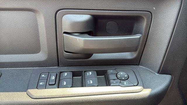 2026 Ram 3500 Tradesman Crew Cab 4x4 8 Box