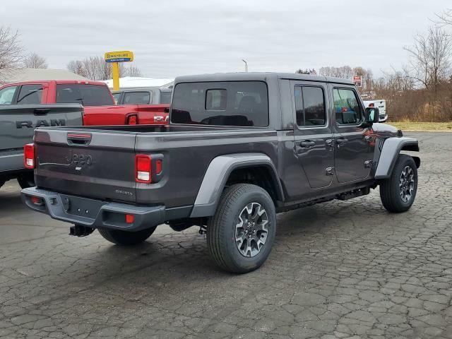 2026 Jeep Gladiator GLADIATOR SAHARA 4X4
