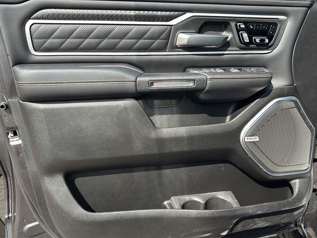 2026 Ram 1500 Tungsten Crew Cab 4x4 5'7" Box