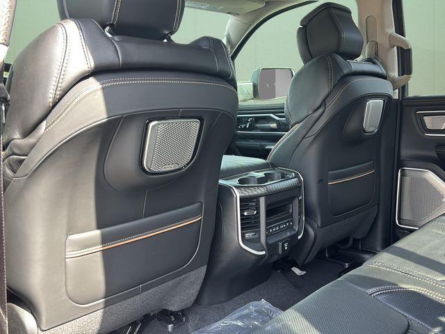 2026 Ram 1500 Tungsten Crew Cab 4x4 5'7" Box
