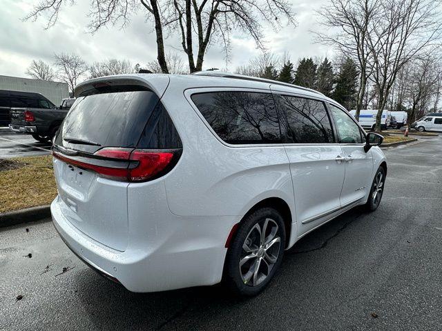 2026 Chrysler Pacifica Pinnacle