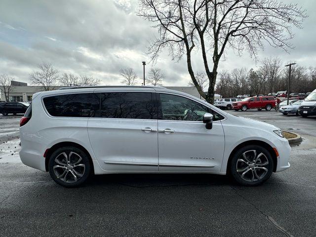 2026 Chrysler Pacifica Pinnacle