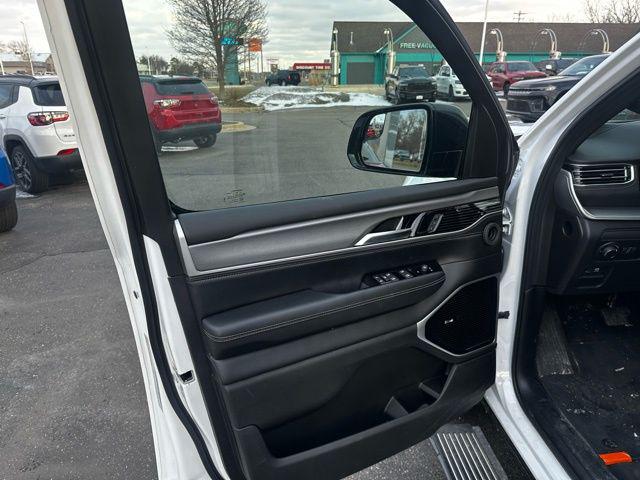 2026 Jeep Grand Wagoneer Limited Reserve 4x4