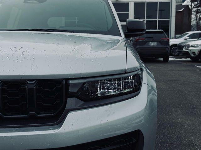 2026 Jeep Grand Cherokee Altitude 4x4