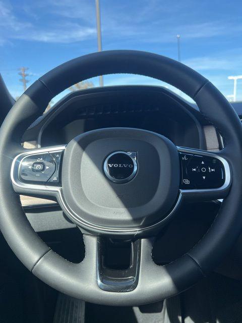 2026 Volvo XC90 Plus, B6 AWD Gas (mild hybrid), Gasoline, Bright, 7 Seats
