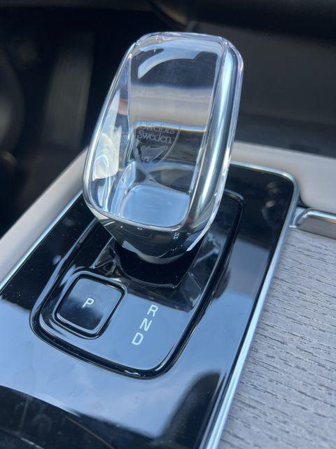 2026 Volvo XC90 Plus, B6 AWD Gas (mild hybrid), Gasoline, Bright, 7 Seats
