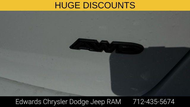2026 Chrysler Pacifica Select AWD