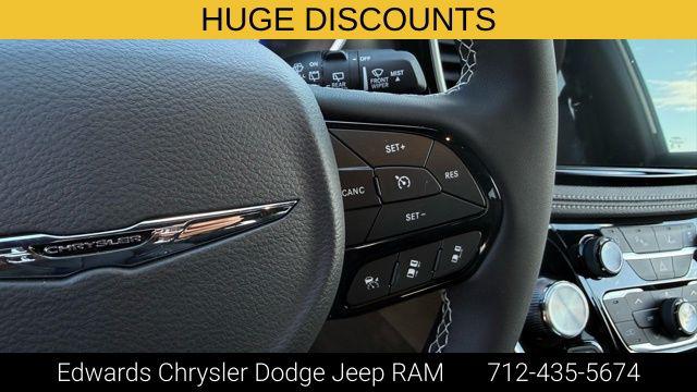 2026 Chrysler Pacifica Select AWD