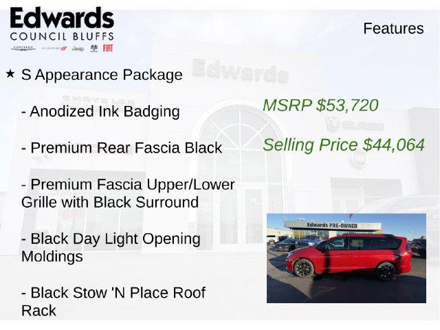 2026 Chrysler Pacifica Select AWD