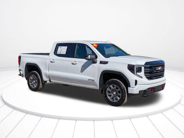 2025 GMC Sierra 1500 4WD Crew Cab Short Box AT4