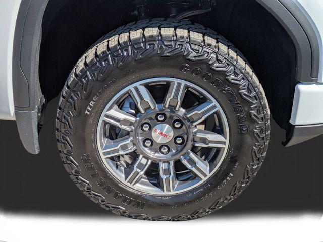2025 GMC Sierra 1500 4WD Crew Cab Short Box AT4