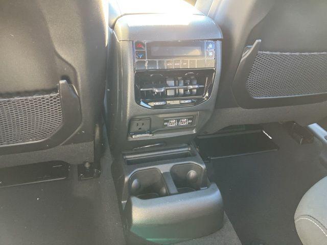 2026 Jeep Grand Cherokee L Altitude 4x2