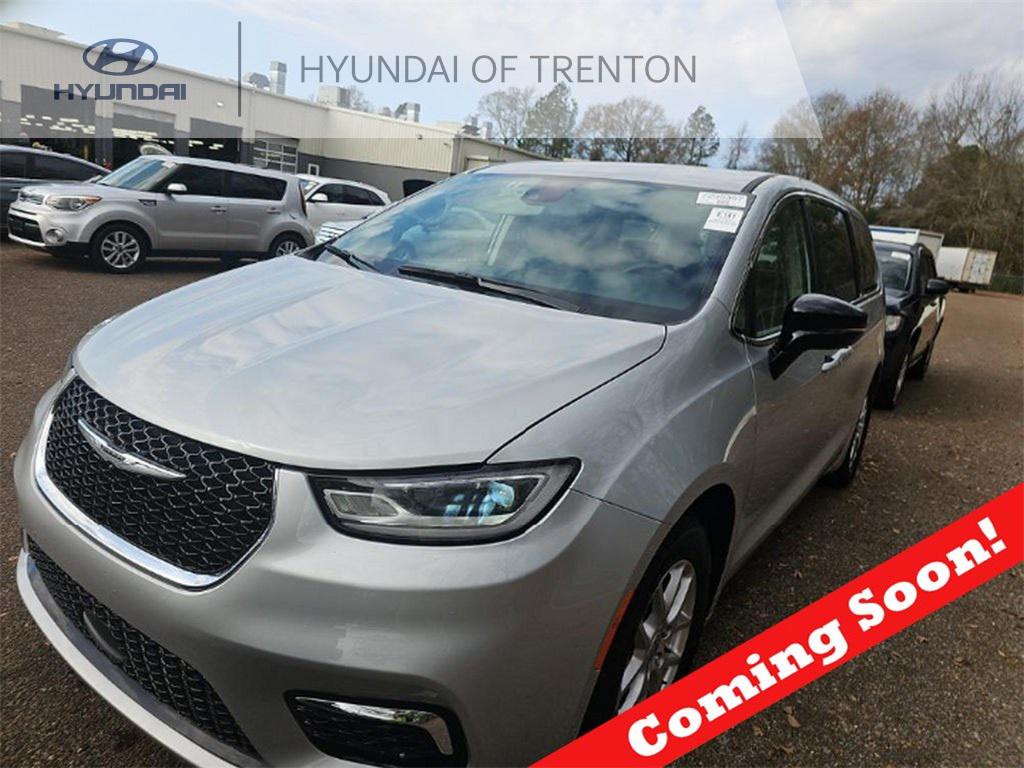 2024 Chrysler Pacifica Touring L FWD