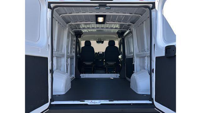 2026 Ram ProMaster Cargo Van Tradesman Low Roof 136" WB w/Pass Seat