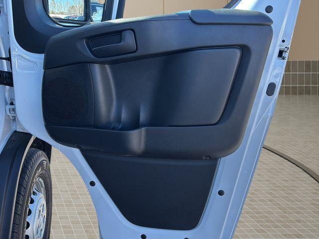 2026 Ram ProMaster Cargo Van Tradesman Low Roof 136" WB w/Pass Seat