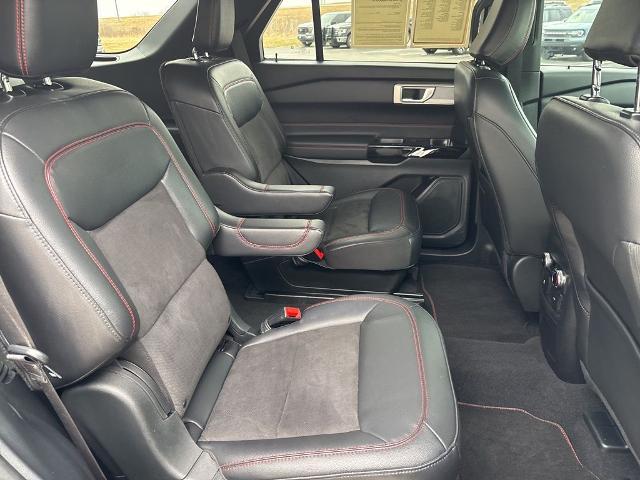 2024 Ford Explorer ST-Line