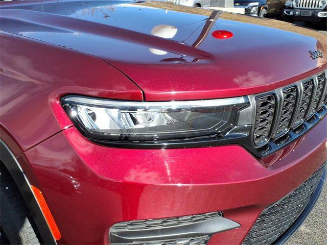 2023 Jeep Grand Cherokee Altitude 4x4 2023 Jeep Grand Cherokee Altitude 4x4