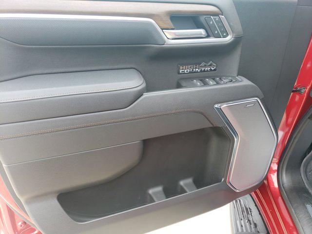 2025 Chevrolet Silverado 1500 4WD Crew Cab Short Bed High Country