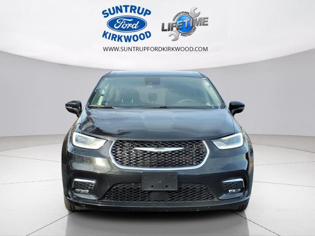 2024 Chrysler Pacifica Hybrid Select