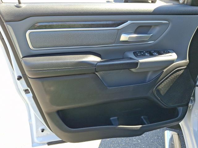 2020 Ram 1500 Big Horn Crew Cab 4x4 5'7" Box