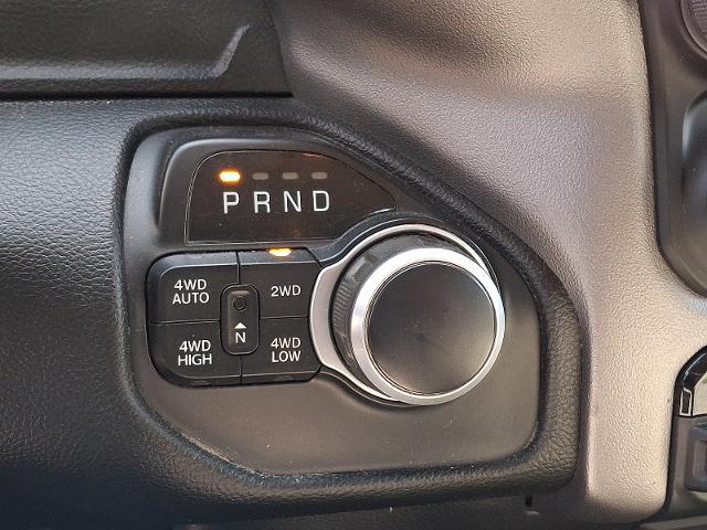 2020 Ram 1500 Big Horn Crew Cab 4x4 5'7" Box