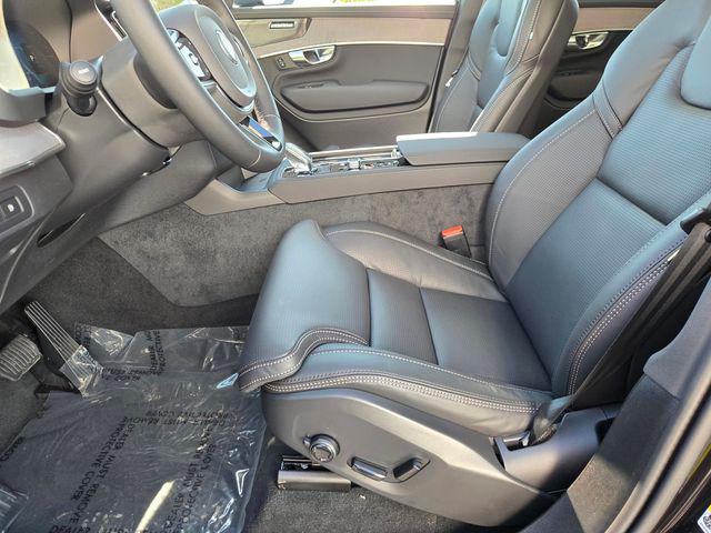 2026 Volvo XC90 Plug-In Hybrid Ultra, T8 AWD, Electric/Gasoline, Bright, 7 Seats