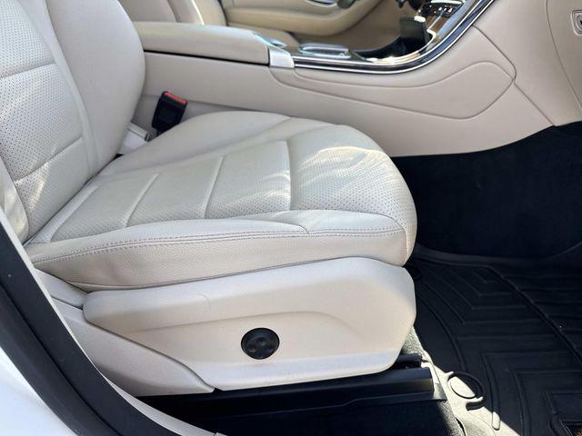 2022 Mercedes-Benz GLC SUV