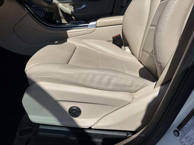 2022 Mercedes-Benz GLC SUV