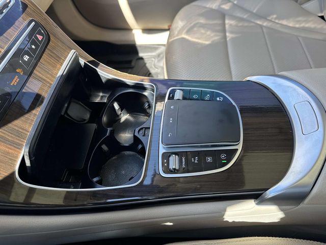 2022 Mercedes-Benz GLC SUV