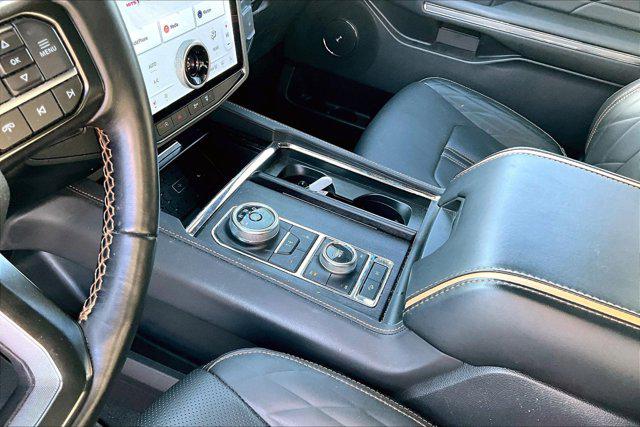 2024 Ford Expedition Platinum