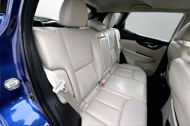 2022 Nissan Rogue Sport SL FWD Xtronic CVT