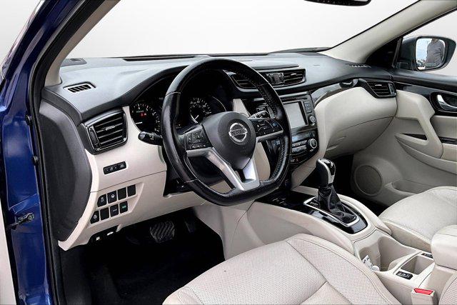 2022 Nissan Rogue Sport SL FWD Xtronic CVT