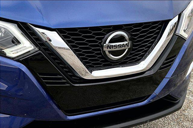 2022 Nissan Rogue Sport SL FWD Xtronic CVT
