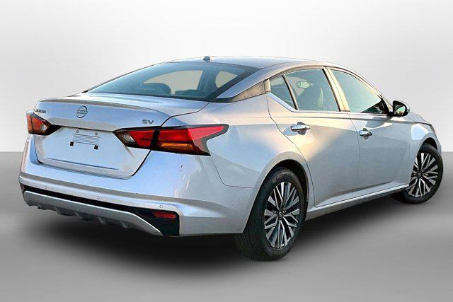2023 Nissan Altima SV FWD