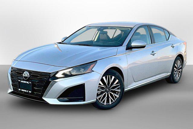 2023 Nissan Altima SV FWD