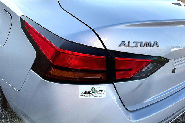 2023 Nissan Altima SV FWD
