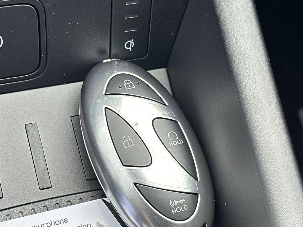New 2026 Gray HYUNDAI XRT AWD image 33
