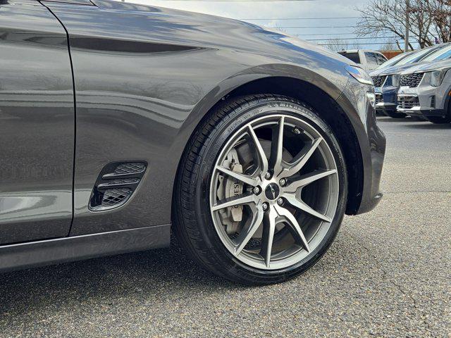 2025 Genesis G70 2.5T RWD