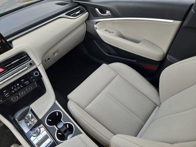 2025 Genesis G70 2.5T RWD