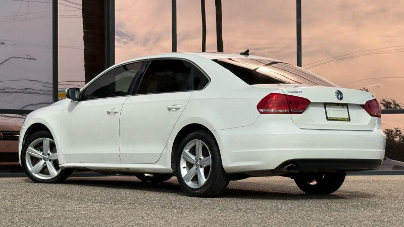 2013 Volkswagen Passat 2.5L SE