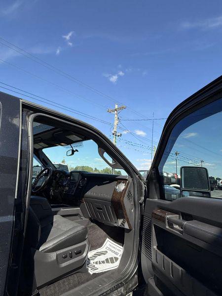 2015 Ford F-350 LARIAT
