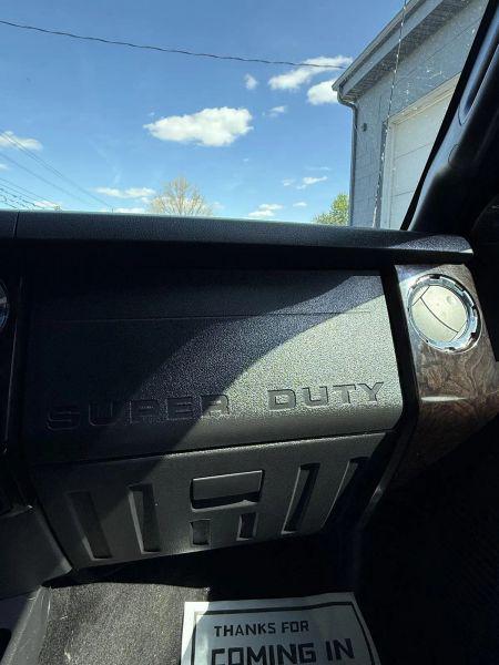 2015 Ford F-350 LARIAT