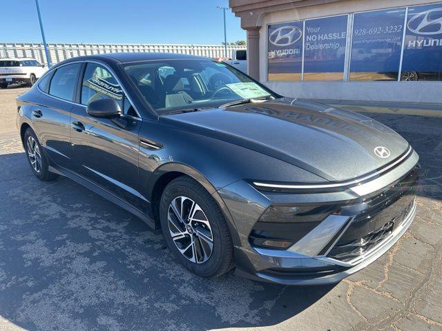 2026 Hyundai Sonata Hybrid Blue