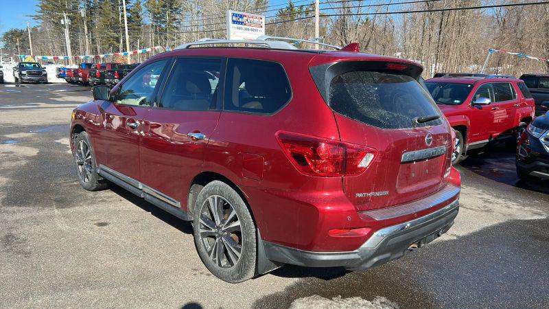 2020 Nissan Pathfinder Platinum 4WD
